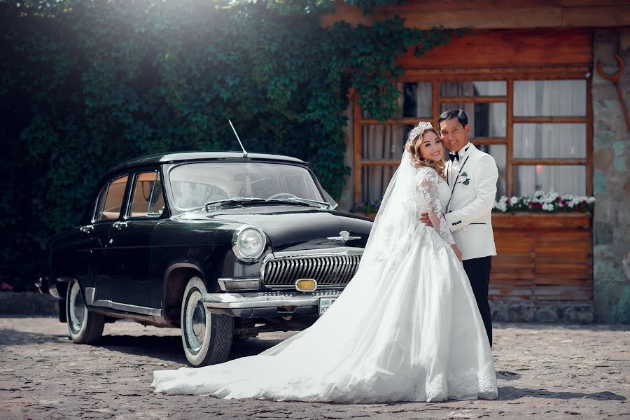 Fotógrafo de casamento Vasiliy Khimenko (vkhimenko). Foto de 15 de fevereiro 2019