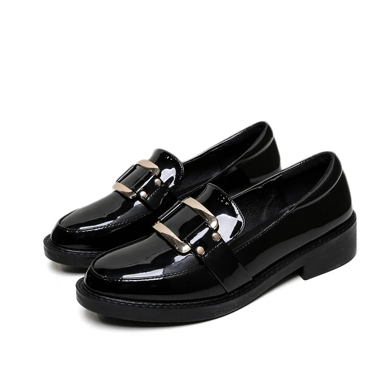 Nuovi modelli di scarpe da lavoro versatili primavera e autunno. Comode ed eleganti per la tua giornata lavorativa. Adatte a ogni attività.
