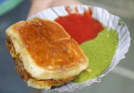 Jay Bhavani Vadapav photo 5