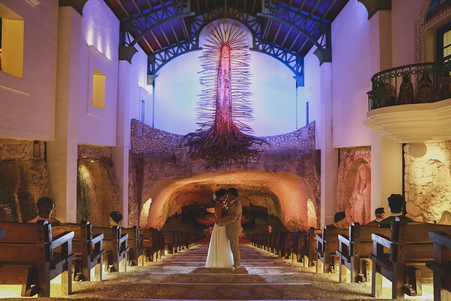 Fotografo di matrimoni Caro Navarro Photography (caronavarro). Foto del 28 ottobre 2016