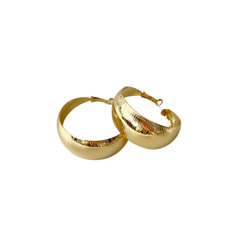 Brincos Femininos de Moda Personalidade Exagerada Expresse sua individualidade com estes brincos ousados e estilosos, realçando seu visual com atitude.