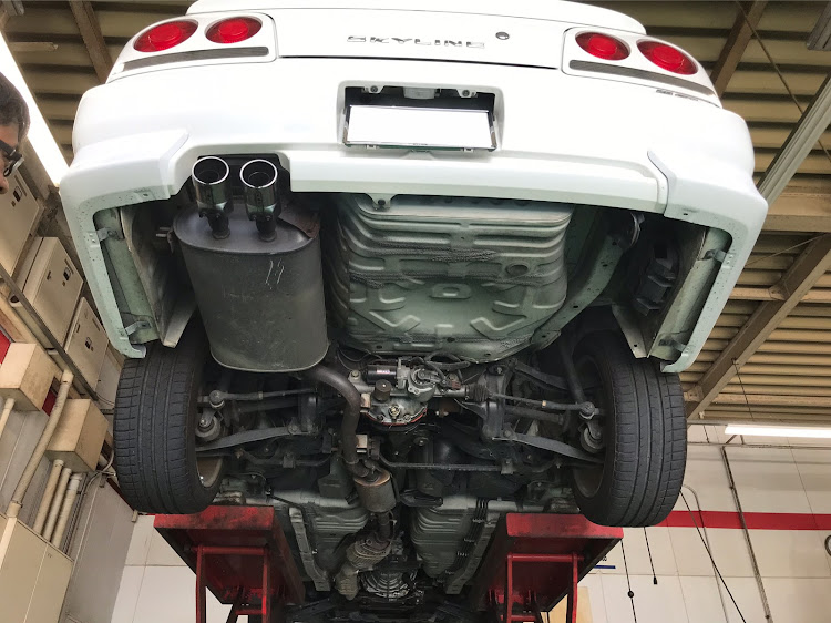 スカイラインのスカイライン・車検見積もり・洗車・リフトアップ・漏れに関するカスタム事例の投稿画像4枚目