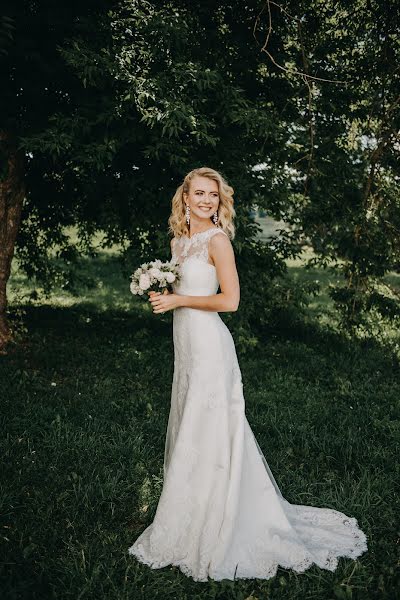 Fotógrafo de casamento Yuliya Zhdanova (jukojuly). Foto de 1 de setembro 2019