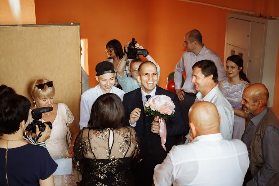 Fotógrafo de casamento Inna Sandrakova (inna1). Foto de 4 de agosto 2020