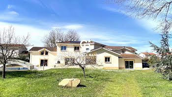 villa à Corcelles-en-Beaujolais (69)