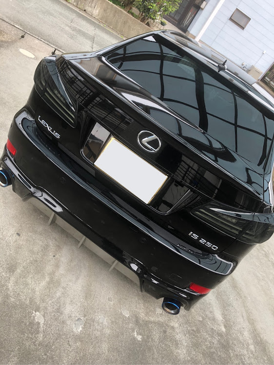 レクサスその他の洗車・マフラー交換・テールランプ交換・Lexusに関するカスタム事例の投稿画像2枚目