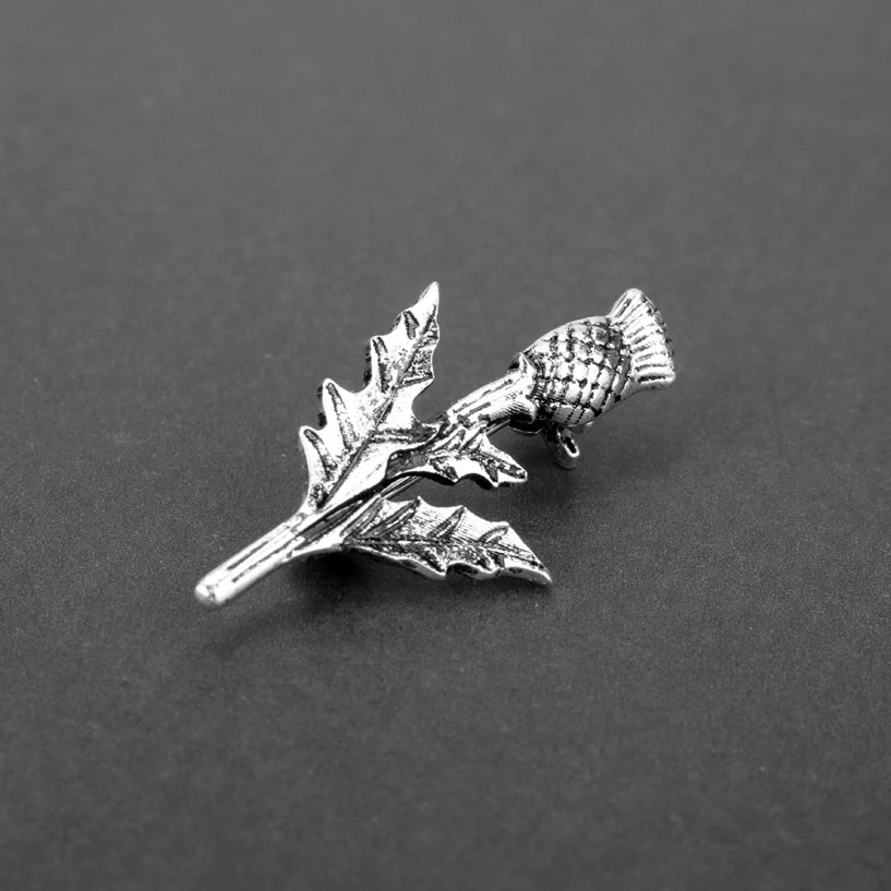 Scottish Thistle Brooch Metal Pin, a stylish lapel or coat pin, a symbol of Scotland, perfect for adding a touch of eleg