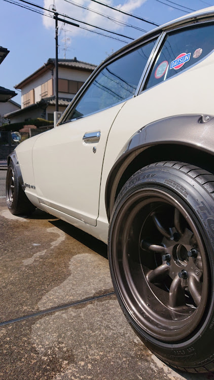 フェアレディZの本日もよろしくお願いします・s30z・240Z・洗車に関するカスタム事例の投稿画像5枚目