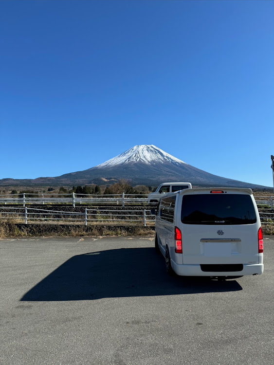 ハイエースバンのTRH200V・11月も終わりですね・ハイエースに関するカスタム事例の投稿画像3枚目