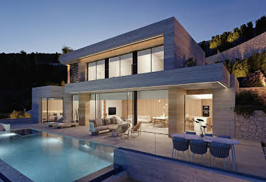 Villa with pool 10