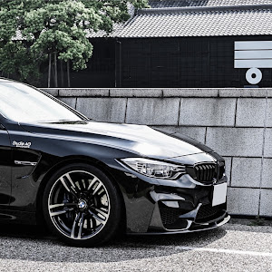 M4 クーペ F82