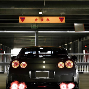 NISSAN GT-R R35