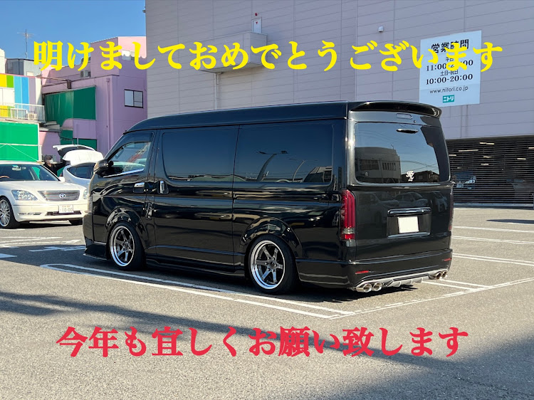 ハイエースワゴンのKZ さんが投稿したカスタム事例の投稿画像1枚目