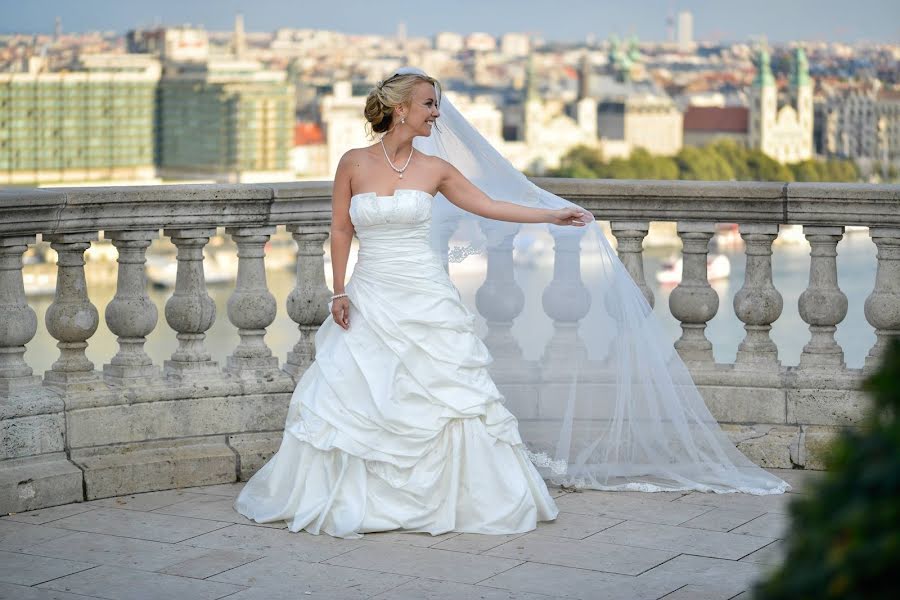 Fotógrafo de bodas Ágnes Kollarik (kollarik). Foto del 3 de marzo 2019