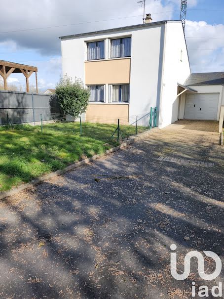 Vente maison 5 pièces 80 m² à Chatellerault (86100), 111 500 €