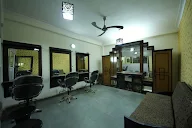 Real Beauty Parlour photo 3