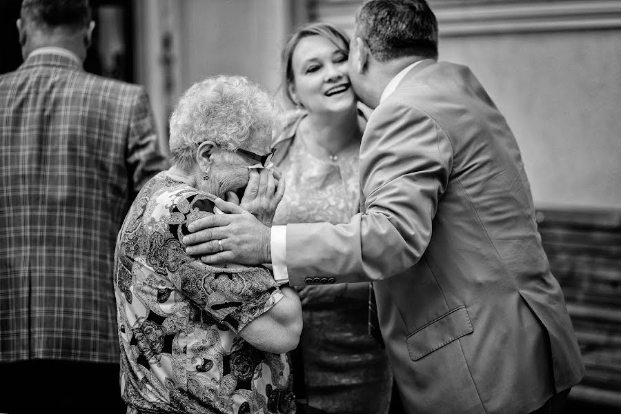 Fotógrafo de casamento Marius Barbulescu (mariusbarbulescu). Foto de 6 de fevereiro 2023