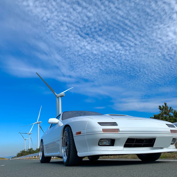RX-7の地べた撮り・ドライブに関するカスタム事例の投稿画像1枚目