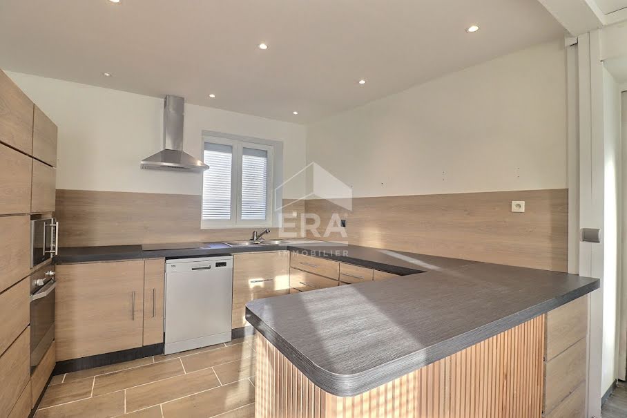 Vente maison 7 pièces 190 m² à Boisseaux (45480), 225 000 €