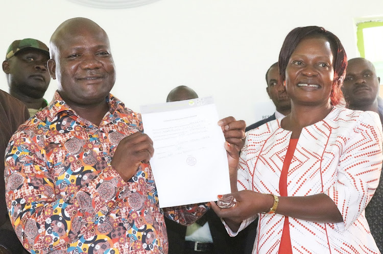 Kakamega Governor-elect Fernandez Baraza with his wife Janet Barasa on Tuesday