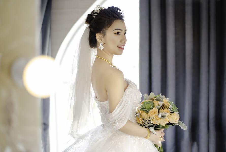 Fotografo di matrimoni Minh Thuan Tran (thuantranstudios). Foto del 12 dicembre 2019