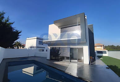 Villa avec piscine 2