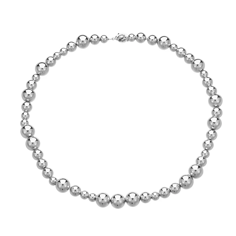Irreguliere kralenketting met koperplating en 18K goud, een stijlvol en modern accessoire dat je outfit compleet maakt.