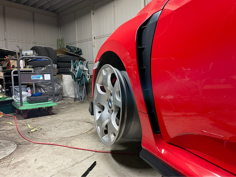 シビックのホンダ・BMW・ホイールに関するカスタム事例の投稿画像1枚目