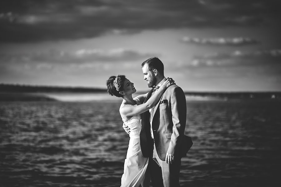 Wedding photographer Adam Szczepaniak (joannaplusadam). Photo of 9 November 2015