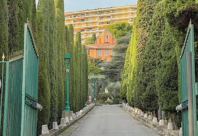 Appartement avec terrasse et piscine 16