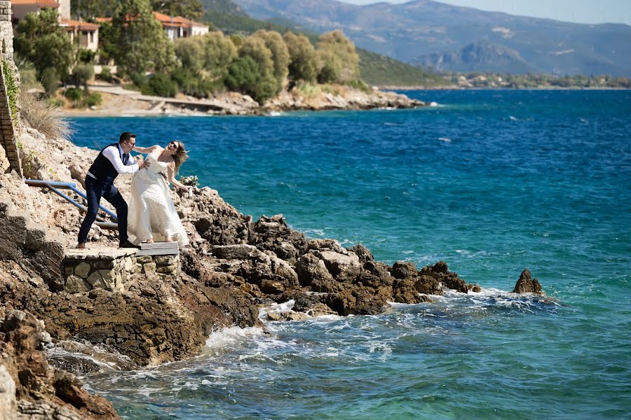 Fotografer pernikahan Kostas Sinis (sinis). Foto tanggal 25 November 2022