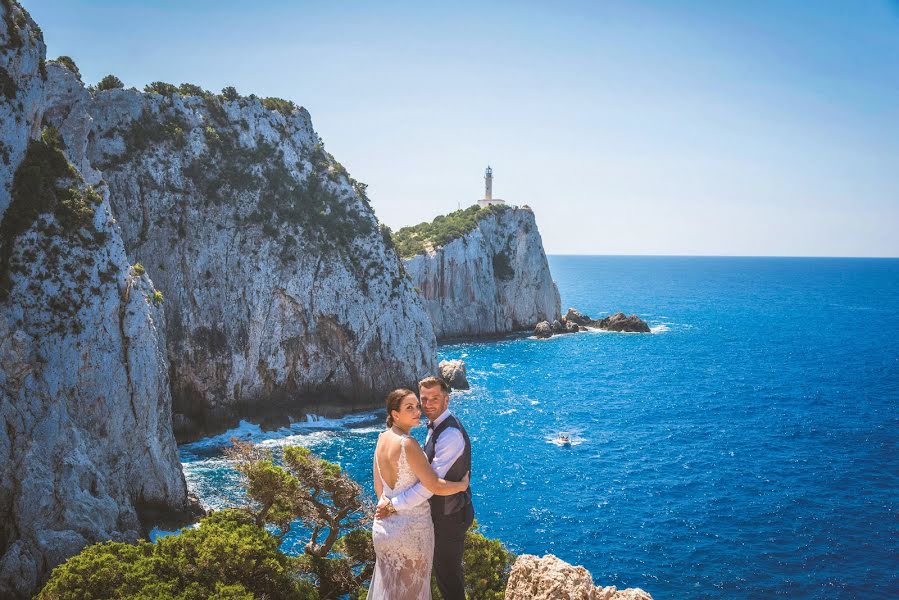 Düğün fotoğrafçısı Stauros Karagkiavouris (stauroskaragkia). 20 Eylül 2018 fotoları
