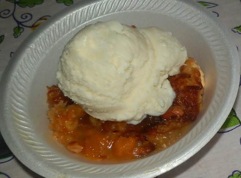 Pineapple Mandarin Orange Dump Cake