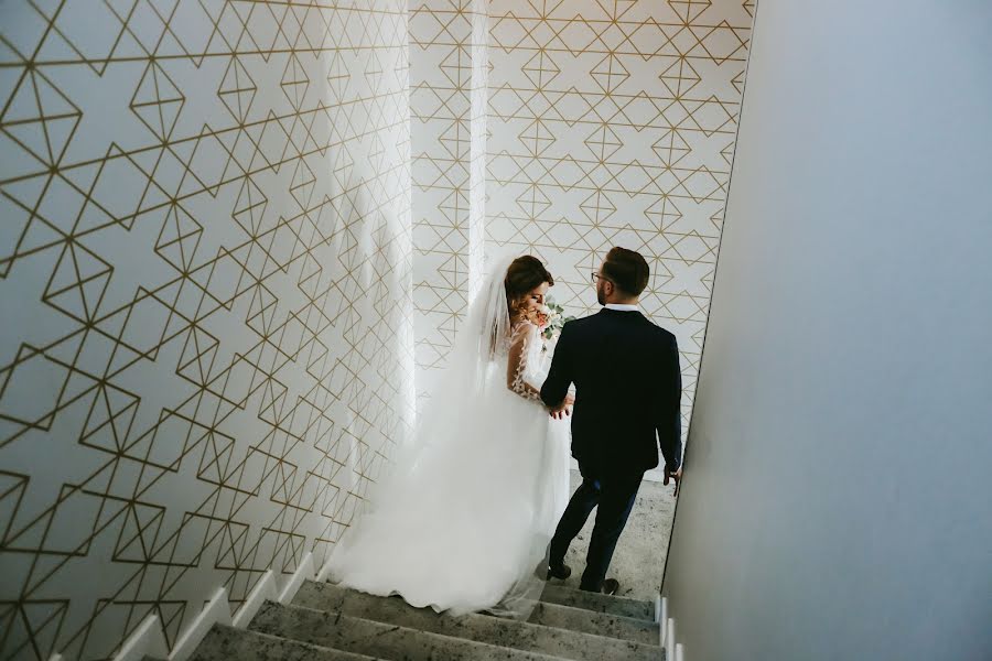 Svadobný fotograf Cristina And Filip (youngcreative). Fotografia publikovaná 25. septembra 2019