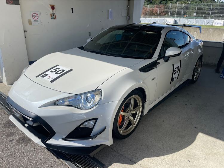 86のTRD・14R-60・TC2000・つくばサーキットに関するカスタム事例の投稿画像1枚目