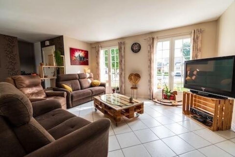 Vente maison 5 pièces 105 m² à Saint-Quentin (02100), 250 000 €