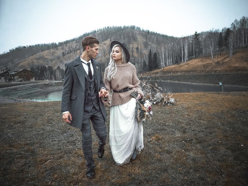 Fotógrafo de casamento Evgeniy Sosedkov (sosedkoves). Foto de 15 de novembro 2018