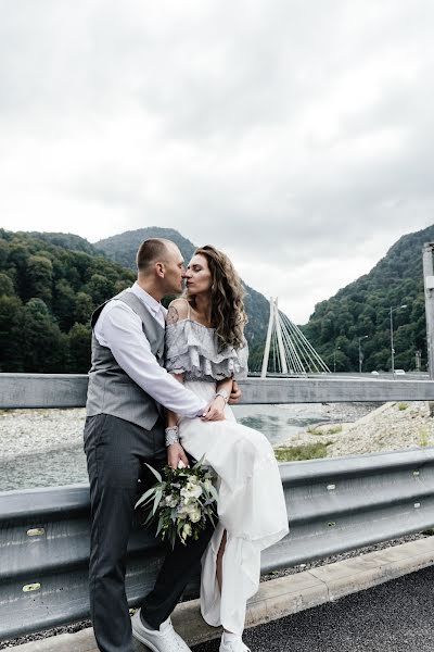 Wedding photographer Artem Mishenin (mishenin). Photo of 4 October 2019