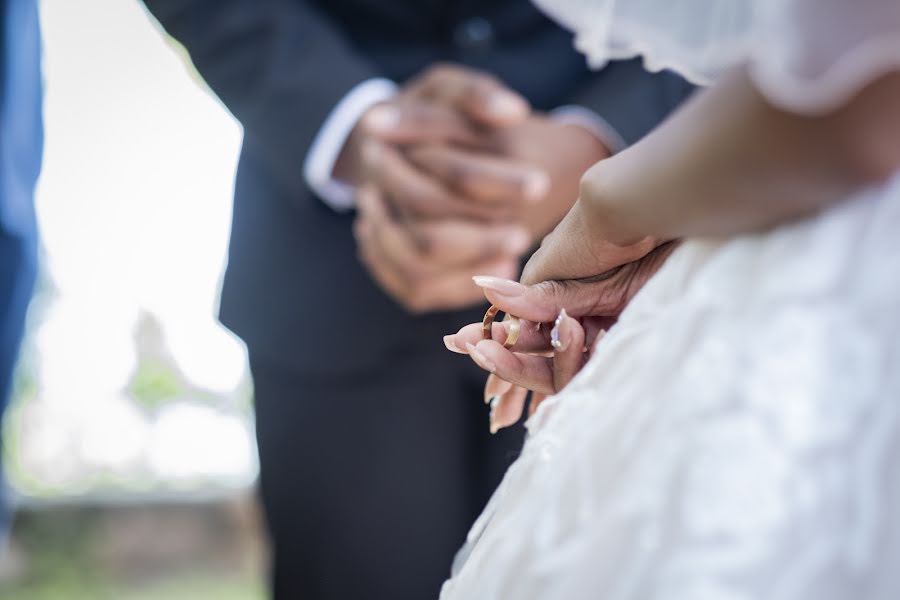 Fotógrafo de casamento Lwazi Mhlanga (lwaziphotography). Foto de 24 de janeiro 2020