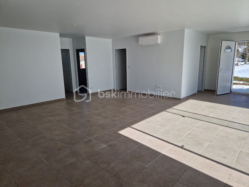 Vente maison 4 pièces 84 m² à Coucouron (07470), 164 500 €