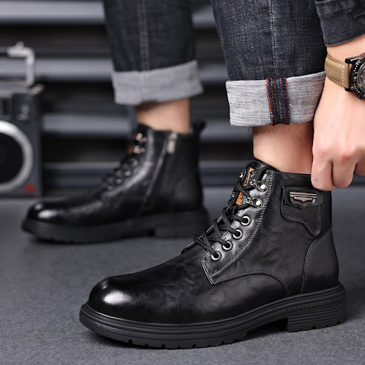 Title 5, Fashion Haulage Motor Boots Booties — Stylish a...