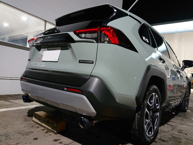 RAV4の洗車・ステッカー・DIYに関するカスタム事例の投稿画像2枚目