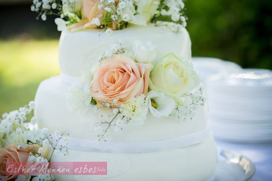 Fotografo di matrimoni Esther Mennen (esbesfoto). Foto del 6 marzo 2019