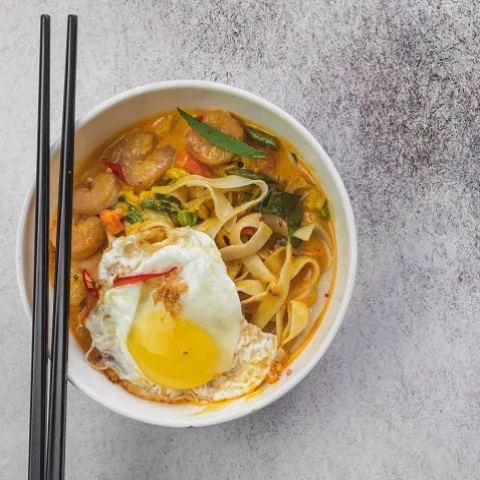 Bangkok Street Noodle Bowl (Non-Veg)