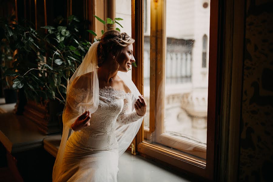 Fotógrafo de bodas Irina Moshnyackaya (imoshphoto). Foto del 12 de diciembre 2017