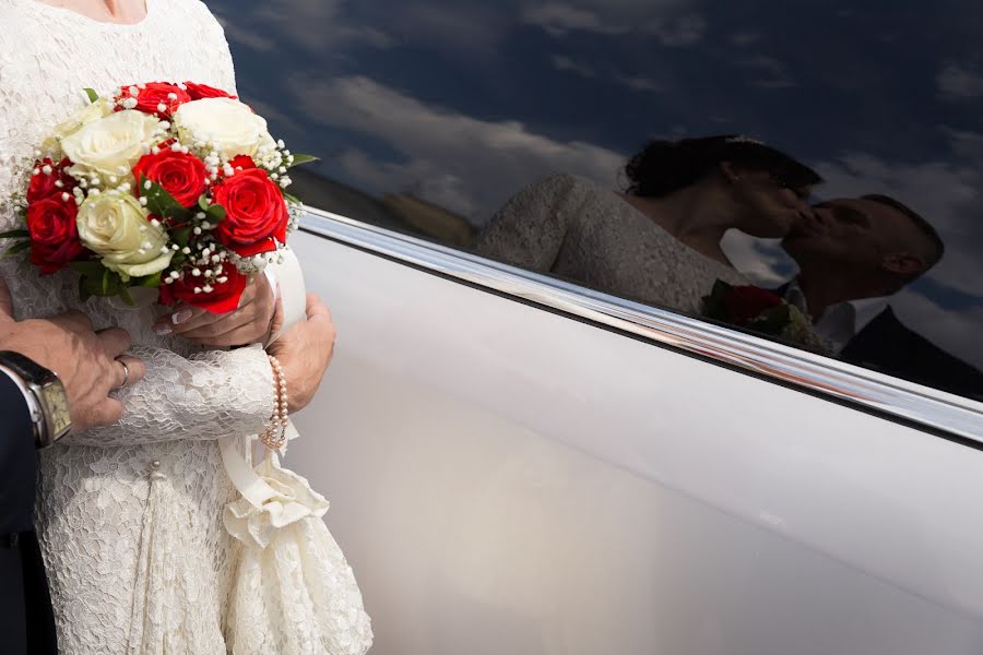 Fotógrafo de casamento Nadezhda Agapova (nadinagapova). Foto de 9 de abril 2017