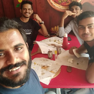 Aditya Dilip Guram at Medley's Pizza, Ghansoli,  photos