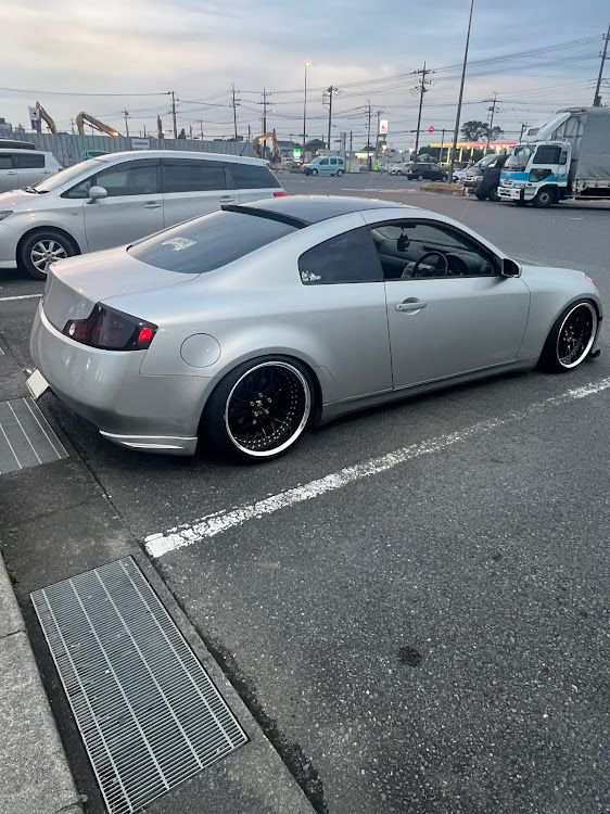 スカイラインクーペのスカクー・v35・キャンバー・work vs xxに関するカスタム事例の投稿画像3枚目