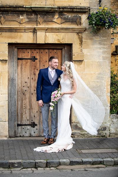 Fotografo di matrimoni Kimberley Appleton (kjaphotos). Foto del 2 luglio 2019