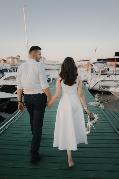 Fotógrafo de casamento Zhan Bulatov (janb). Foto de 11 de outubro 2022